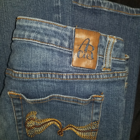 American Rag Jeans - Picture 7 of 13